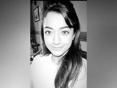 
      
      This is what Rashmika Mandanna do 