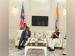 
      
      Rajnath Singh meets Malaysia's PM, evaluate defence cooperation
      
      