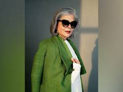 
      
      Zeenat Aman motivate her fans to flaunt their grey hair
      
      