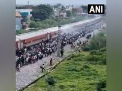 
      
      Smoke witnessed in Vivek Express in Odisha's Brahmapur 
      
      