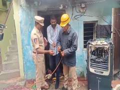 
      
      Hyderabad: 7 people injured in fire due to gas leak
      
      
