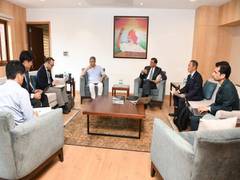 
      
      India, Japan discuss cooperation in semiconductor manufacturing
      
      