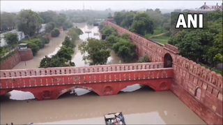 
      
      Yamuna water level recedes, continues to flow at 208.07 metres
      
      