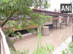 
      
      CM Kejriwal calls for cabinet meeting to discuss Delhi floods
      
      