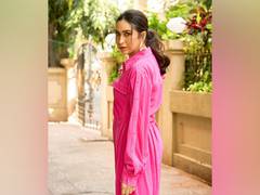 
      
      Karisma Kapoor shares glimpses of her London diaries
      
      