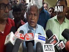 
      
      HAM chief Santosh Suman, Jitan Ram Manjhi to attend NDA meet 
      
      