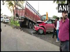 
      
      Six killed in SUV-truck collision in MP's Sagar
      
      