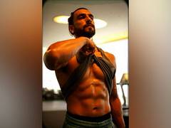 
      
      Ranveer flaunts chiseled abs in new shirtless pic
      
      