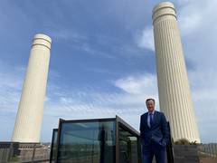 
      
      UK: Ex-PM's appointment to investment fund engineered by China
      
      