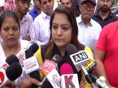 
      
      Delhi Mayor inspects various hospitals in national capital
      
      