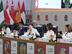 
      
      IMF chief calls for speedy, effective debt restructuring process
      
      
