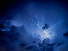 
      
      Pakistan: Dust storm, thunderstorm likely in many Sindh districts
      
      