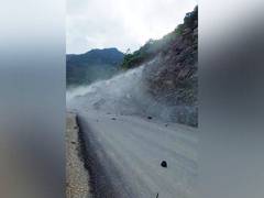
      
      Uttarakhand: Gangotri NH blocked due to landslide
      
      