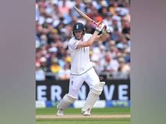 
      
      If I try to be consistent....: England's Crawley on his century
      
      