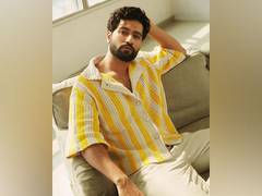 
      
      Vicky Kaushal heads out for morning drive on rainy Sunday
      
      