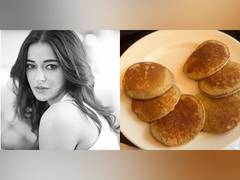 
      
      Ananya Panday shares “jugaad” for heating pancakes
      
      