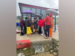 
      
      Counting of donations at Kedarnath Dham begins in glass room
      
      