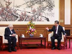 
      
      Veteran US diplomat Henry Kissinger gets warm welcome in China 
      
      