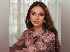 
      
      India Couture Week: Aditi Rao Hydari to turn  muse for Ritu Kumar
      
      