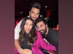 
      
      Karisma drops a pic with Ranveer Singh, Ranbir Kapoor
      
      