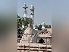 
      
      SC corrects it’s July 24 order on Gyanvapi mosque committee
      
      