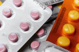 
      
      Kabul residents complain about low quality medicine
      
      