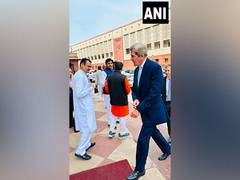 
      
      US climate envoy John Kerry arrives in Parliament
      
      