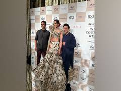 
      
       Suneet Varma displays his Mogra collection at India Couture Week
      
      