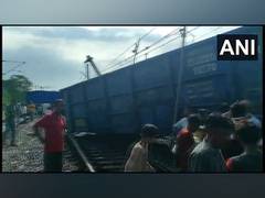 
      
      Nine empty wagons of goods train derail in Chhattisgarh
      
      
