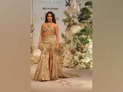 
      
      Bhumi Pednekar glitters in gold at India Couture Week 
      
      