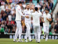 
      
      Ashes, 5th Test: Woakes, Wood strike to help England stage...
      
      