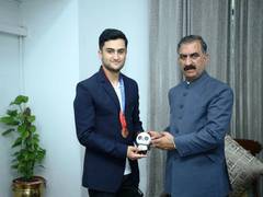 
      
      Himachal CM Sukhu congratulates Banshtu for winning Bronze medal 
      
      