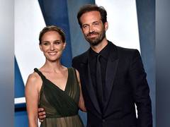 
      
      Are Natalie Portman, Benjamin Millepied separated?
      
      