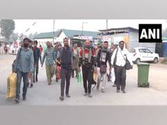 
      
      Fresh batch of pilgrims leave for Amarnath Yatra
      
      
