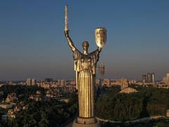 
      
      Kyiv takes down Soviet-era signs, replaces hammer-sickle symbol
      
      