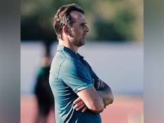 
      
      Wolverhampton Wanderers part ways with head coach Julen Lopetegui
      
      