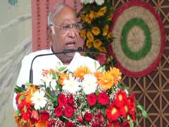 
      
      “Chhattisgarh CM has Aladin’s lamp”: Mallikarjun Kharge
      
      