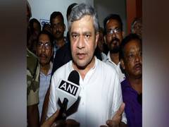 
      
      Students of Odisha to get free ride on Vande Bharat: Vaishnaw
      
      