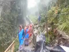 
      
      Fresh cracks appear in Joshimath as heavy rains lash Uttarakhand
      
      