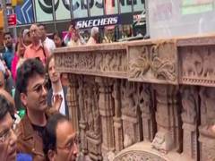 
      
      Vikas Khanna unveils replica of Konark Sun Temple at Times Square
      
      