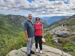
      
      SS Rajamouli shares pictures with his wife Rama from Pulpit Rock
      
      
