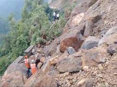 
      
      Uttarakhand: Rishikesh-Badrinath locked due to landslide in Tehri
      
      