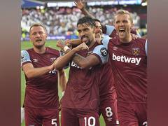 
      
      Premier League: West Ham beats Chelsea 3-1
      
      