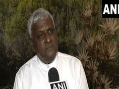 
      
      'Indian community in South Africa excited on PM Modi's visit' 
      
      