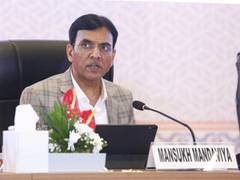 
      
      Mandaviya reviews availability and use of fertilizers with States
      
      
