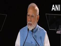 
    India will be the growth engine of the world: PM Modi in S Africa
    