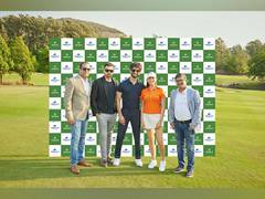 
      
      Shapoorji Pallonji Real Estate Signs Shahid and Mira Kapoor
      
      
