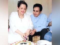 
      
      Saira remembers how Dilip proposed to her after her 22nd birthday
      
      