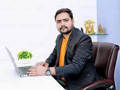 
      
      MoonzTraders makes people financially independent through stock
      
      