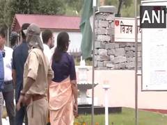 
      
      Rahul Gandhi pays tribute at Kargil War Memorial in Ladakh
      
      